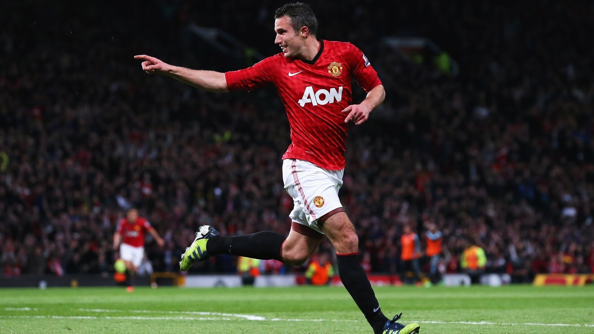 询问-蓉城助教河大成赛前到国安更衣室