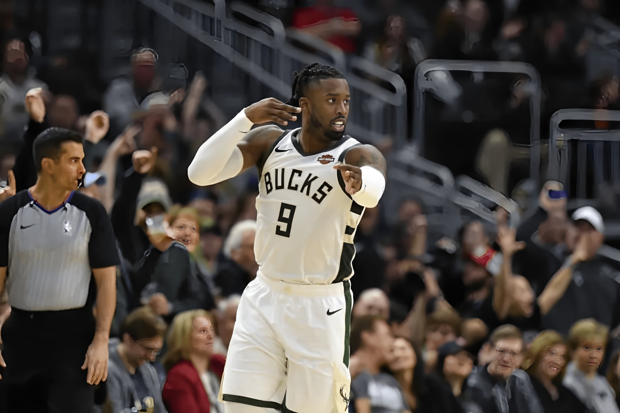 询问-雄鹿主帅下课